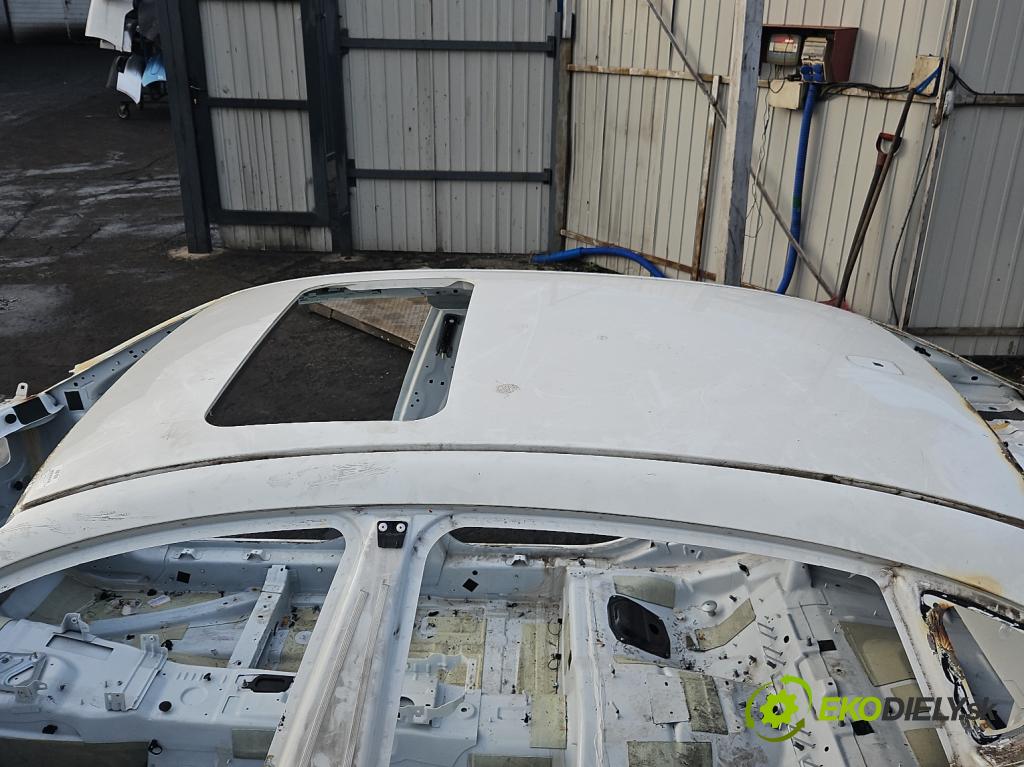 Maserati Quattroporte VI 2013- 3.0 V6 automatic 301 kW 2979 cm3 4- strecha