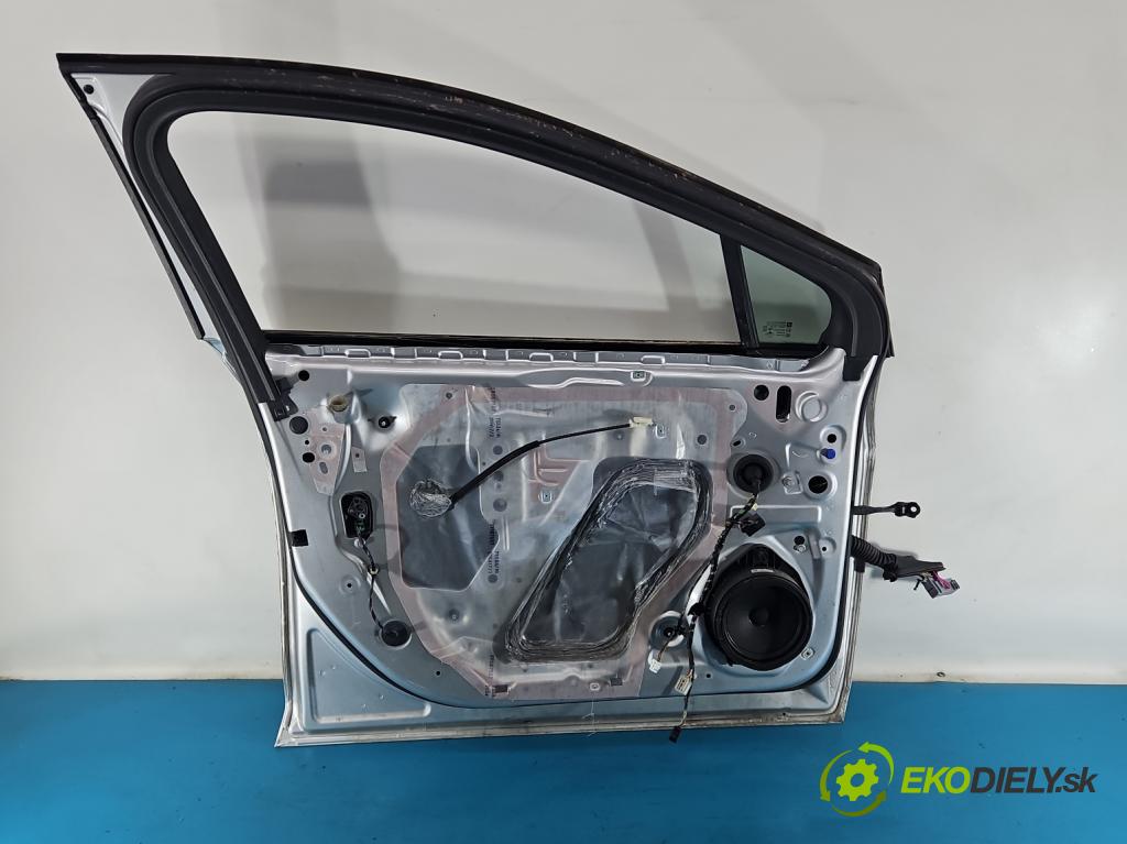 Opel Astra V  2015-2022 1.6 cdti 110 HP manual 81 kW 1598 cm3 5- dvere predné ľavé  (Kľučka dverí ostatné)