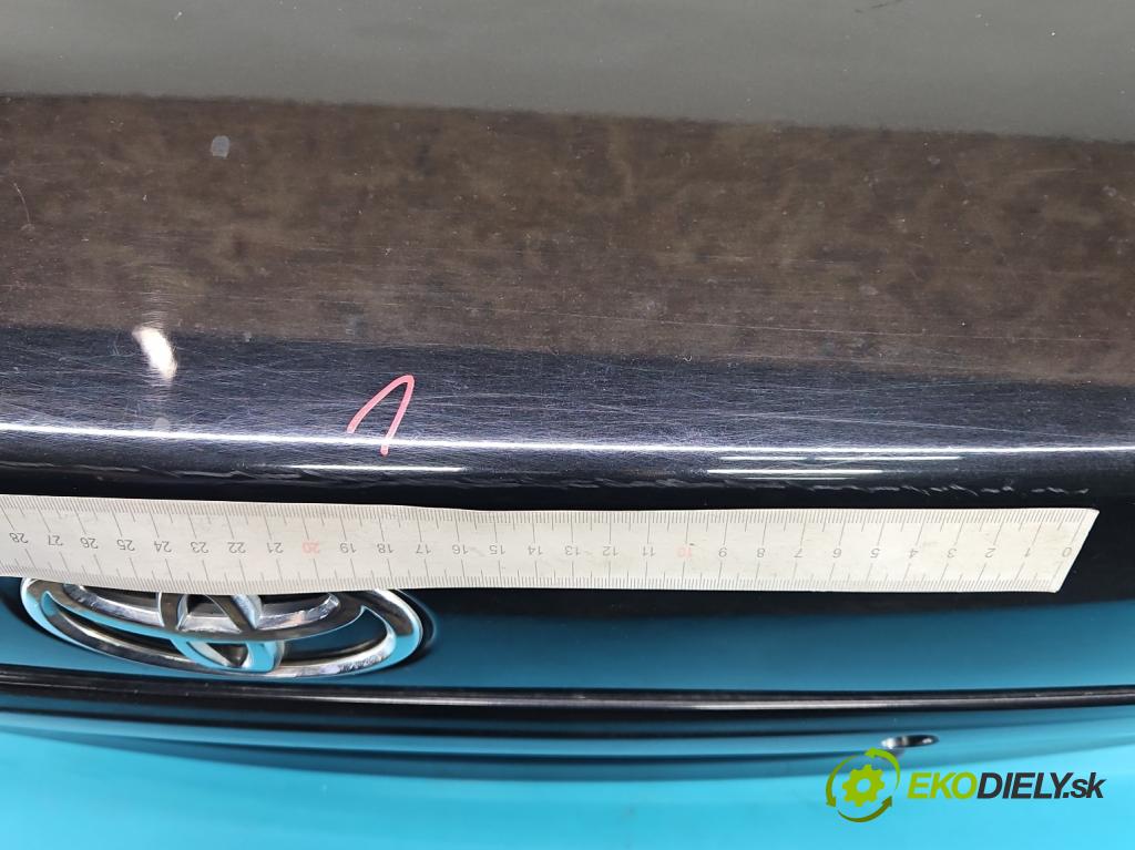 Toyota Corolla E15 2007-2014 1.6 vvti 124 hp manual 91 kW 1598 cm3 4- zadní kufrové dveře  (Zadní kapota (kufr))