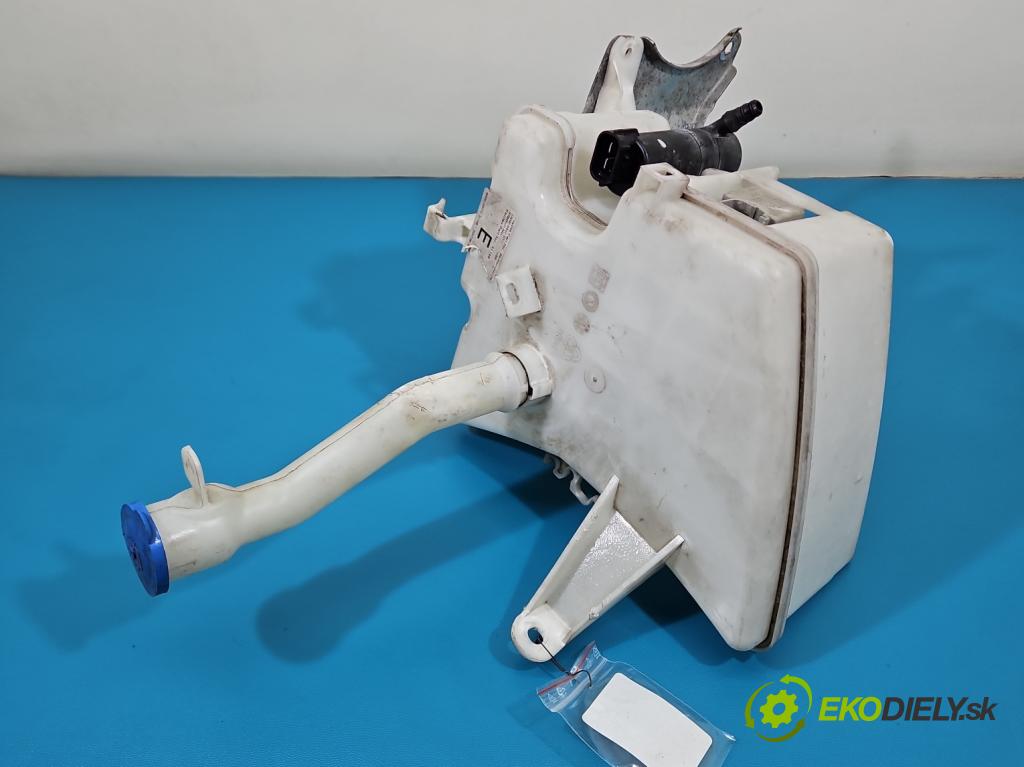 Toyota Corolla E15 2007-2014 1.6 vvti 124hp manual 91 kW 1598 cm3 4- nádržka tekutina: ostrekovačov 85350-02070