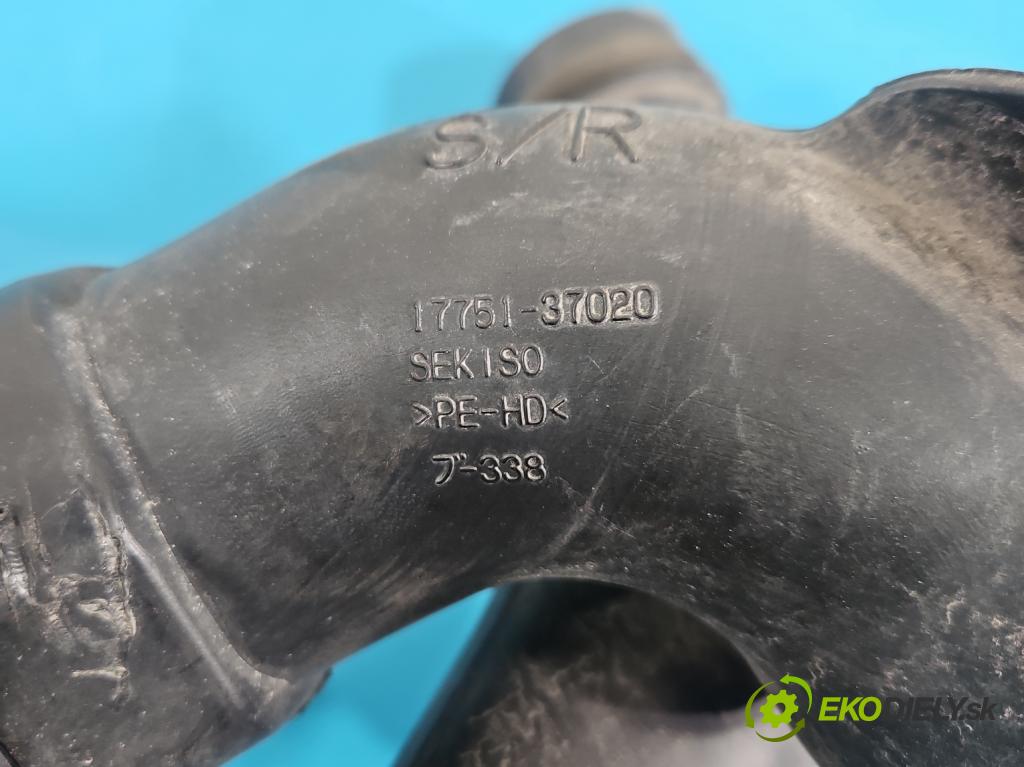 Toyota Corolla E15 2007-2014 1.6 vvti 124hp manual 91 kW 1598 cm3 4- Trubka: 17751-37020