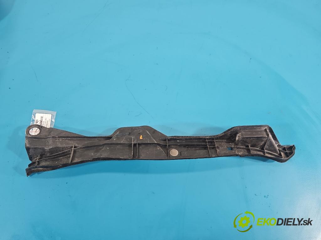 Toyota Corolla E15 2007-2014 1.6 vvti 124hp manual 91 kW 1598 cm3 4- kryt plast 53828-02080