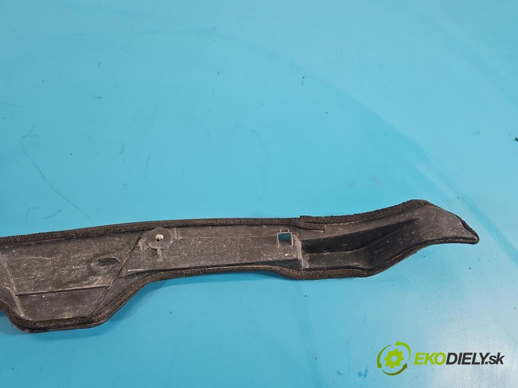 Toyota Corolla E15 2007-2014 1.6 vvti 124hp manual 91 kW 1598 cm3 4- kryt plast 53828-02080
