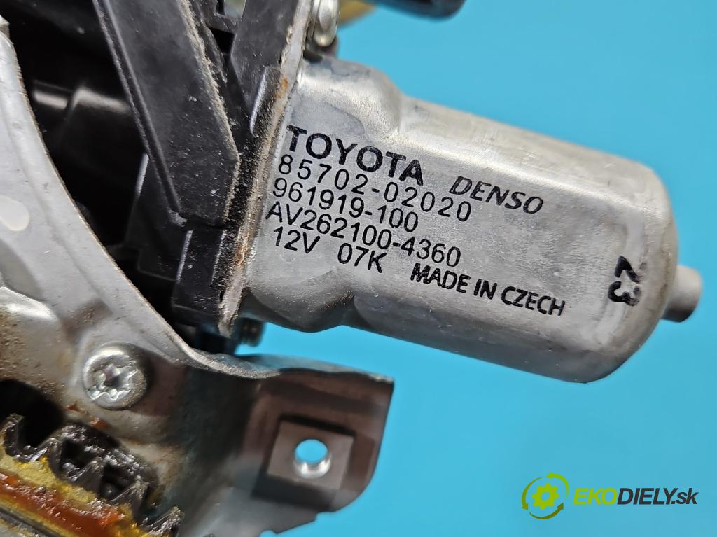 Toyota Corolla E15 2007-2014 1.6 vvti 124hp manual 91 kW 1598 cm3 4- mechanizmus okna predné ľavý 85720-02230
