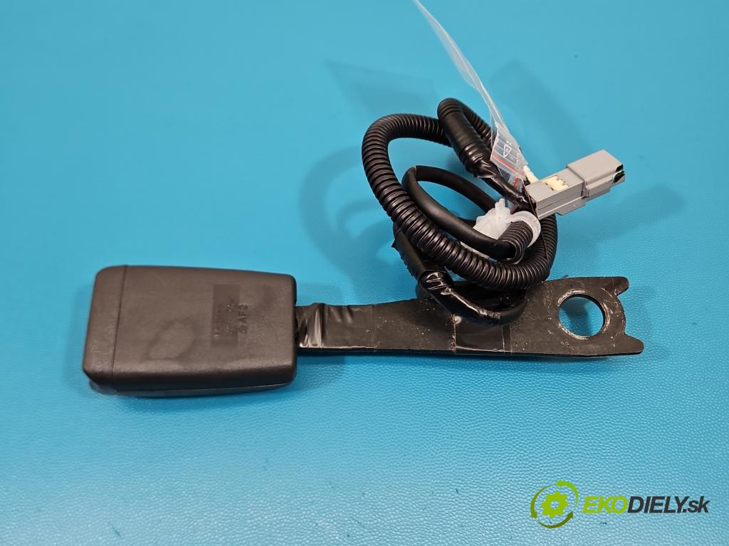 Toyota Corolla E15 2007-2014 1.6 vvti 124 hp manual 91 kW 1598 cm3 4- stěna bezpečnost přední levý