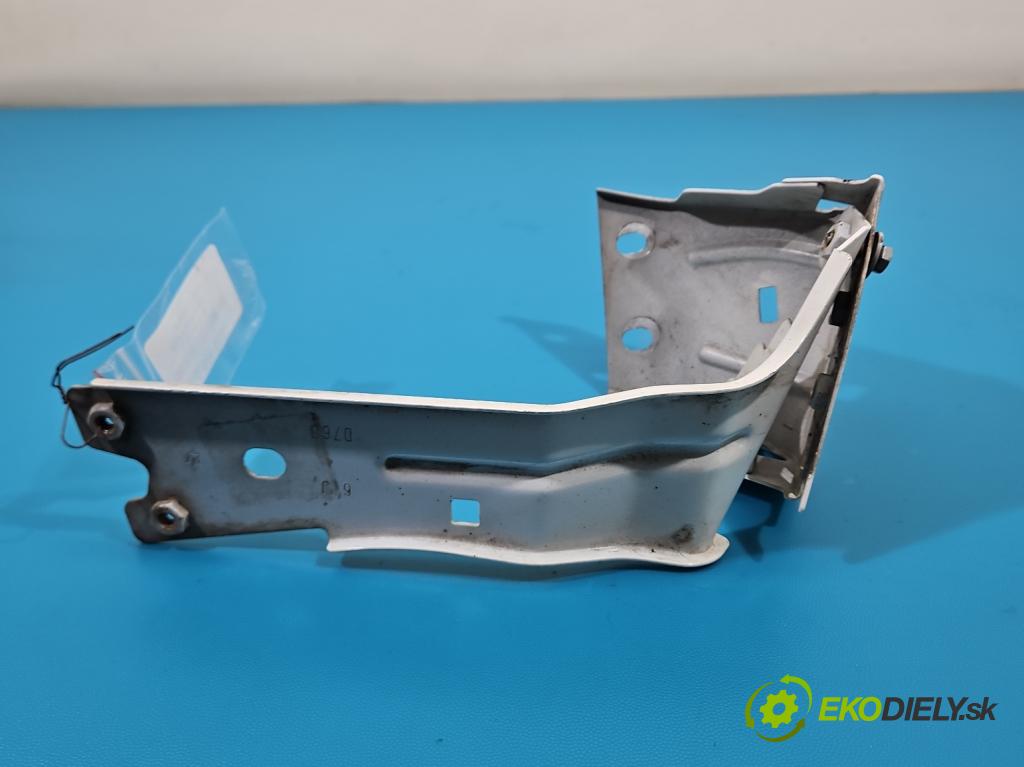 Maserati Quattroporte VI 13- 3.0 V6 automatic 301 kW 2979 cm3 4- stěna přední  (Přední výztuha)