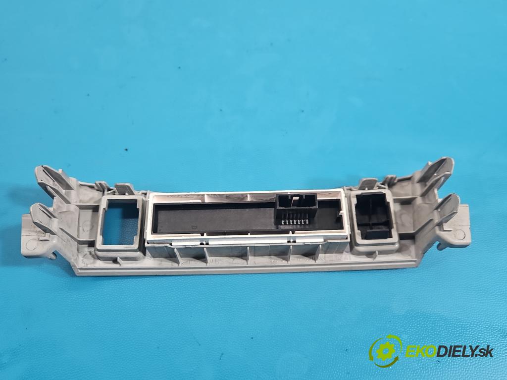 Toyota Corolla E15 2007-2014 1.6 vvti 124hp manual 91 kW 1598 cm3 4- lišta ozdobná vnitŕní: 55435-02180