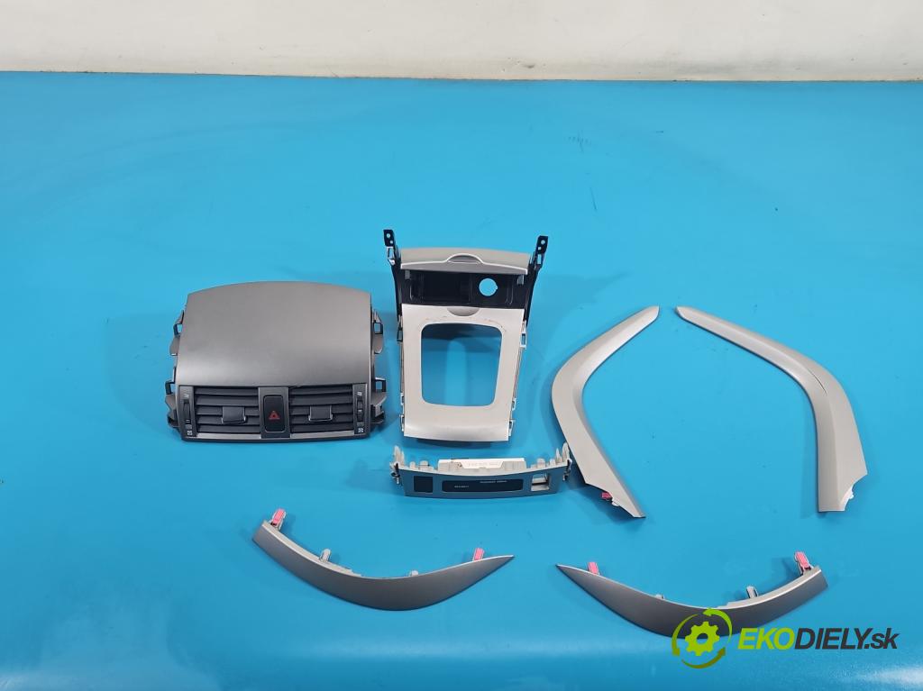 Toyota Corolla E15 2007-2014 1.6 vvti 124hp manual 91 kW 1598 cm3 4- lišta ozdobná vnitŕní: 55435-02180