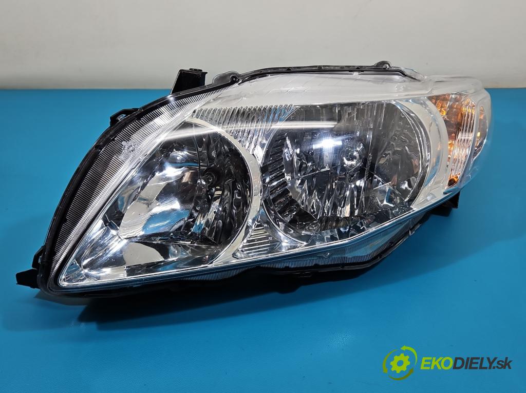 Toyota Corolla E15 2007-2014 1.6 vvti 124hp manual 91 kW 1598 cm3 4- Reflektor: ľavý  (Kľučka dverí ostatné)