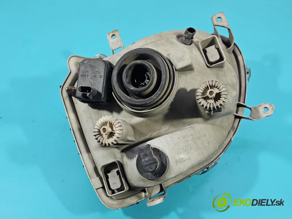 Opel Agila A 2000-2007 1.2 16V 75 HP manual 55 kW 1199 cm3 5- Reflektor: pravý 09204188 (Svetlo predné pravé)