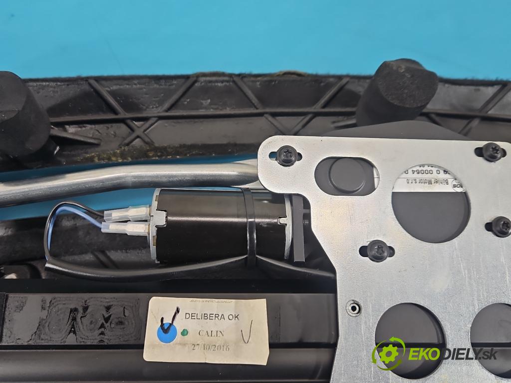 Maserati Quattroporte VI 13- 3.0 V6 automatic 301 kW 2979 cm3 4- roleta  (Roleta kufra)