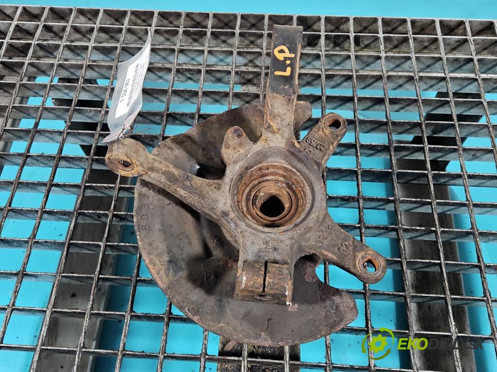 Opel Agila A 2000-2007 1.2 16V 75 HP manual 55 kW 1199 cm3 5- náboj ľavé  (Náboj kolesa)