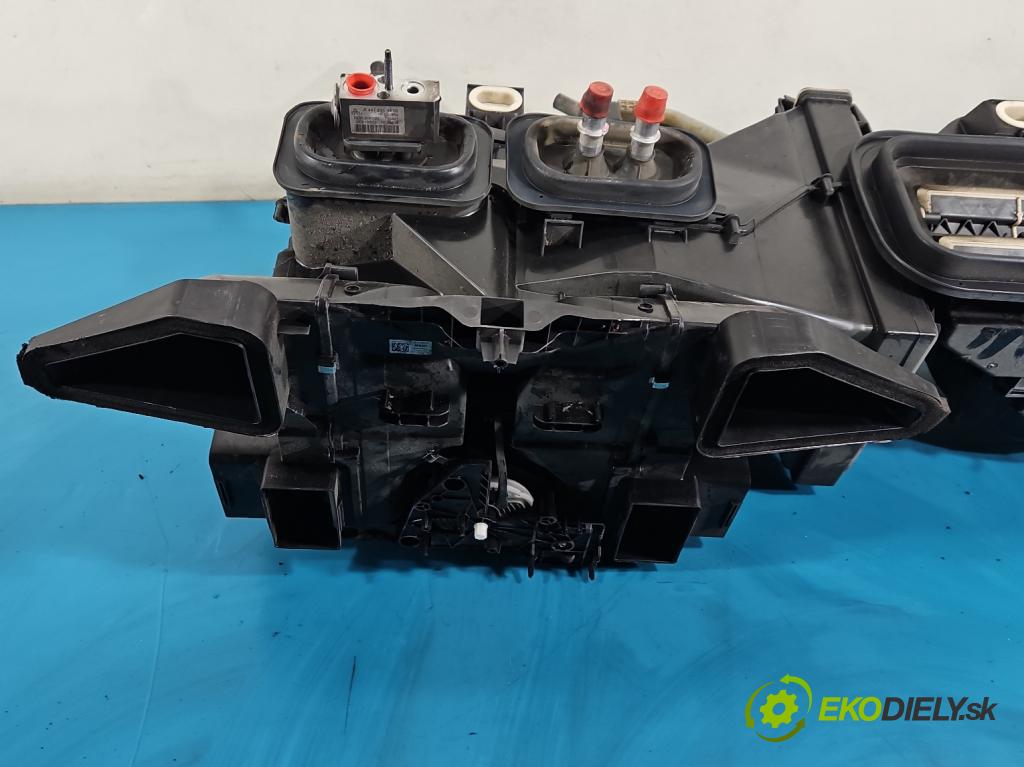 Mercedes Vito W447 2014- 1.75 cdi 102 hp manual 75 kW 1750 cm3 5- radiátor A4478303903 (Radiátor topení)