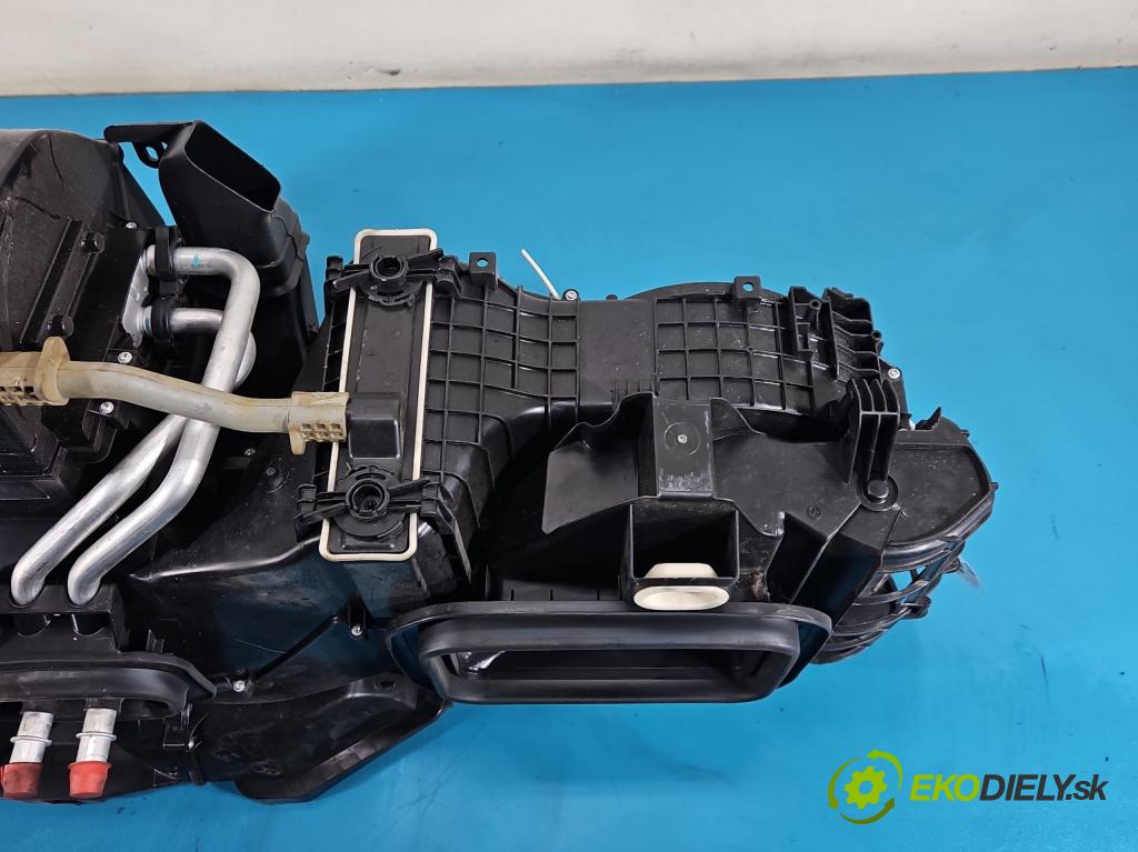 Mercedes Vito W447 2014- 1.75 cdi 102 hp manual 75 kW 1750 cm3 5- radiátor A4478303903 (Radiátor topení)