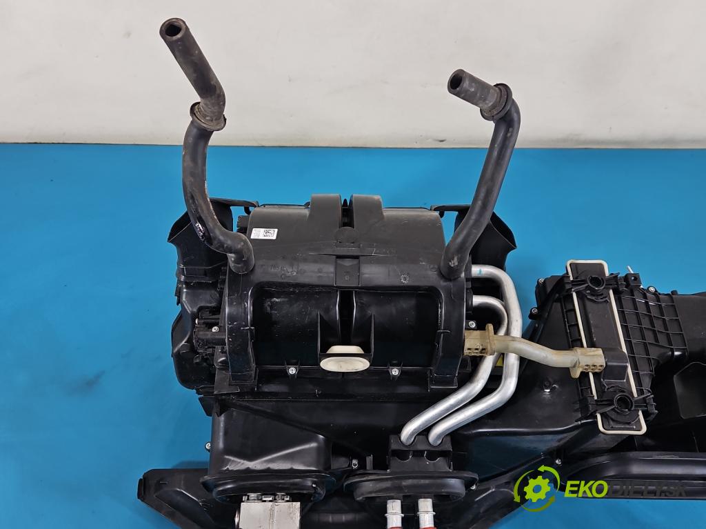 Mercedes Vito W447 2014- 1.75 cdi 102 hp manual 75 kW 1750 cm3 5- radiátor A4478303903 (Radiátor topení)