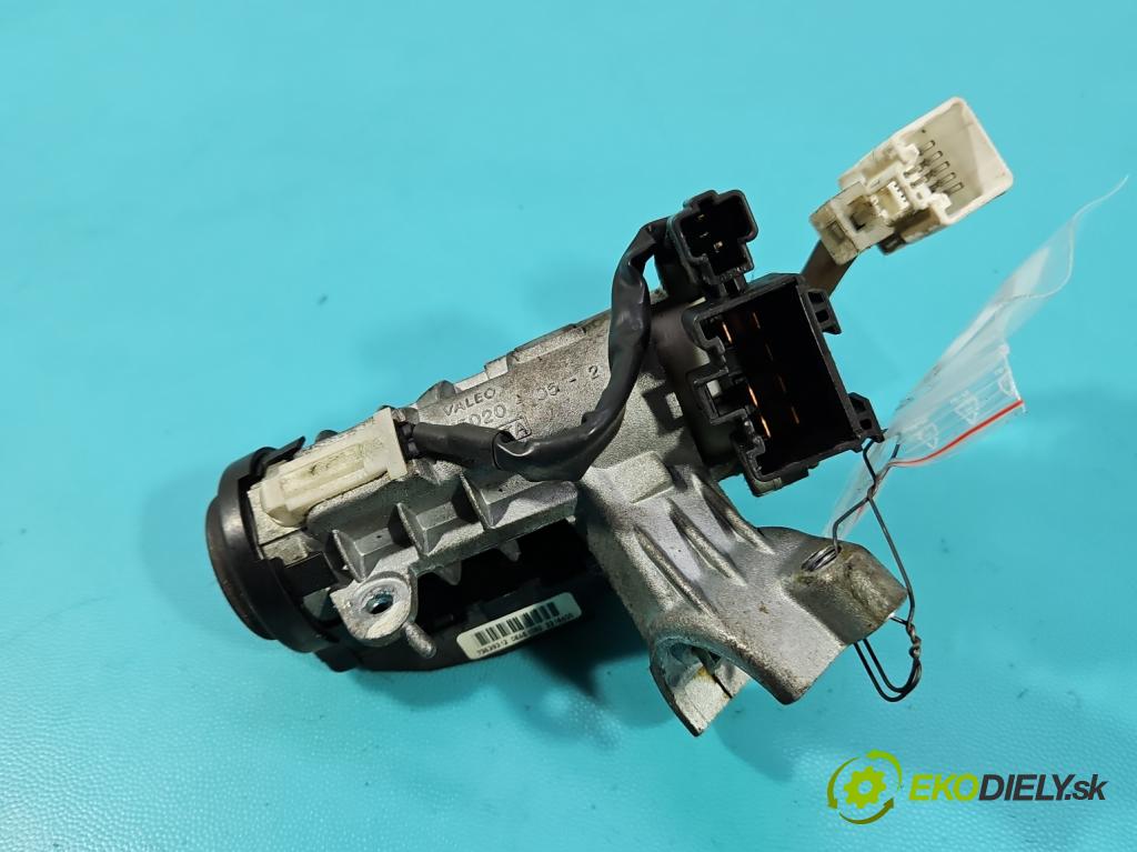 Toyota Avensis I T22 1997-2003 2.0 td 90 HP manual 66 kW 1975 cm3 4- Spínačka  (Spínacia skrinka)