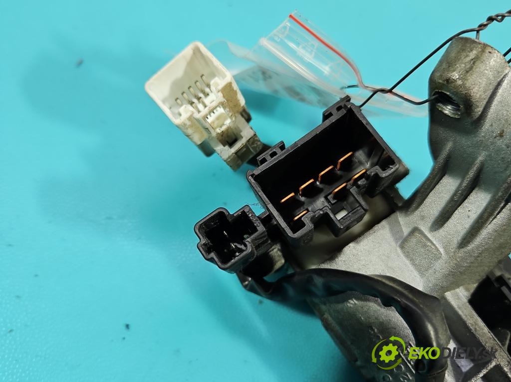 Toyota Avensis I T22 1997-2003 2.0 td 90 HP manual 66 kW 1975 cm3 4- Spínačka  (Spínacia skrinka)