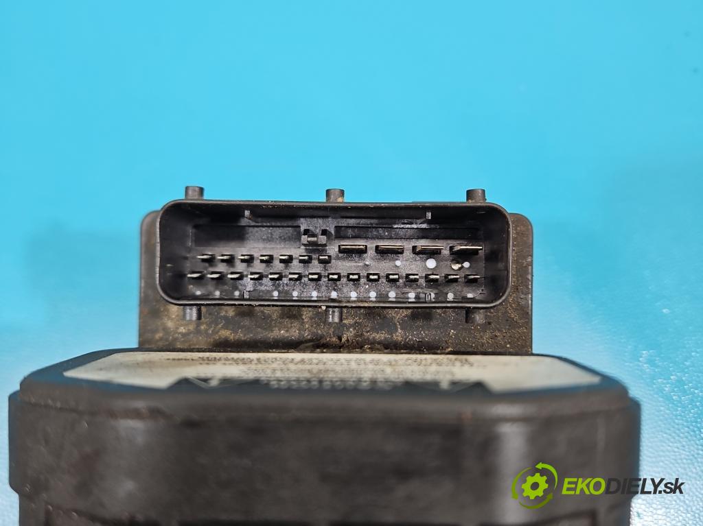 Toyota Avensis I T22 1997-2003 2.0 td 90 HP manual 66 kW 1975 cm3 4- čerpadlo abs 0273004229 (Pumpa ABS)