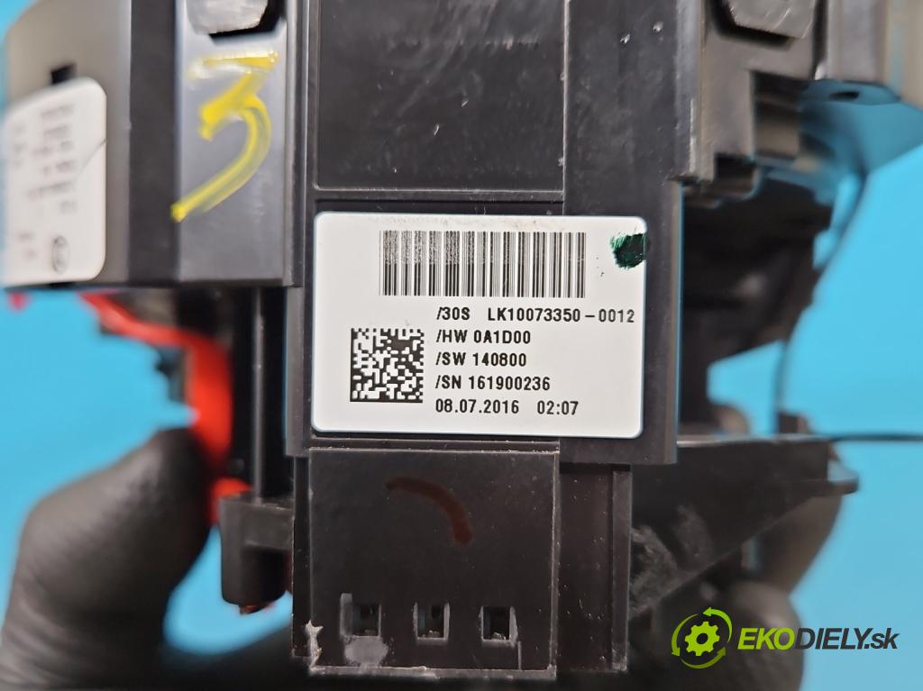 Maserati Quattroporte VI 13- 3.0 V6 automatic 301 kW 2979 cm3 4- prepínač komplex: 670085950 (Prepínacie páčky pod volantom)