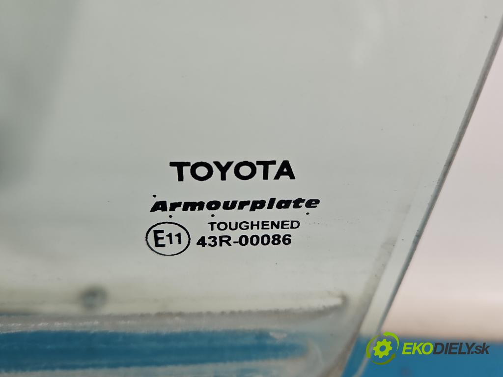 Toyota Corolla E15 2007-2014 1.6 vvti 124hp manual 91 kW 1598 cm3 4- sklo dvere zadné ľavé