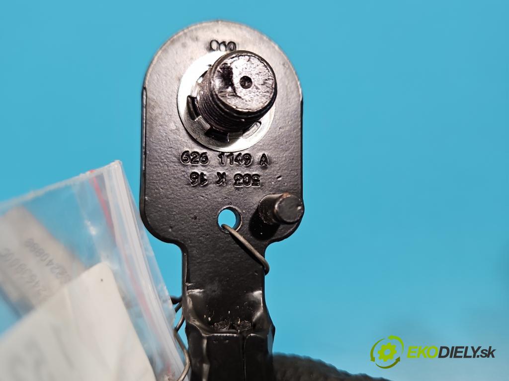 Maserati Quattroporte VI 13- 3.0 V6 automatic 301 kW 2979 cm3 4- stěna bezpečnost přední levý 670016905