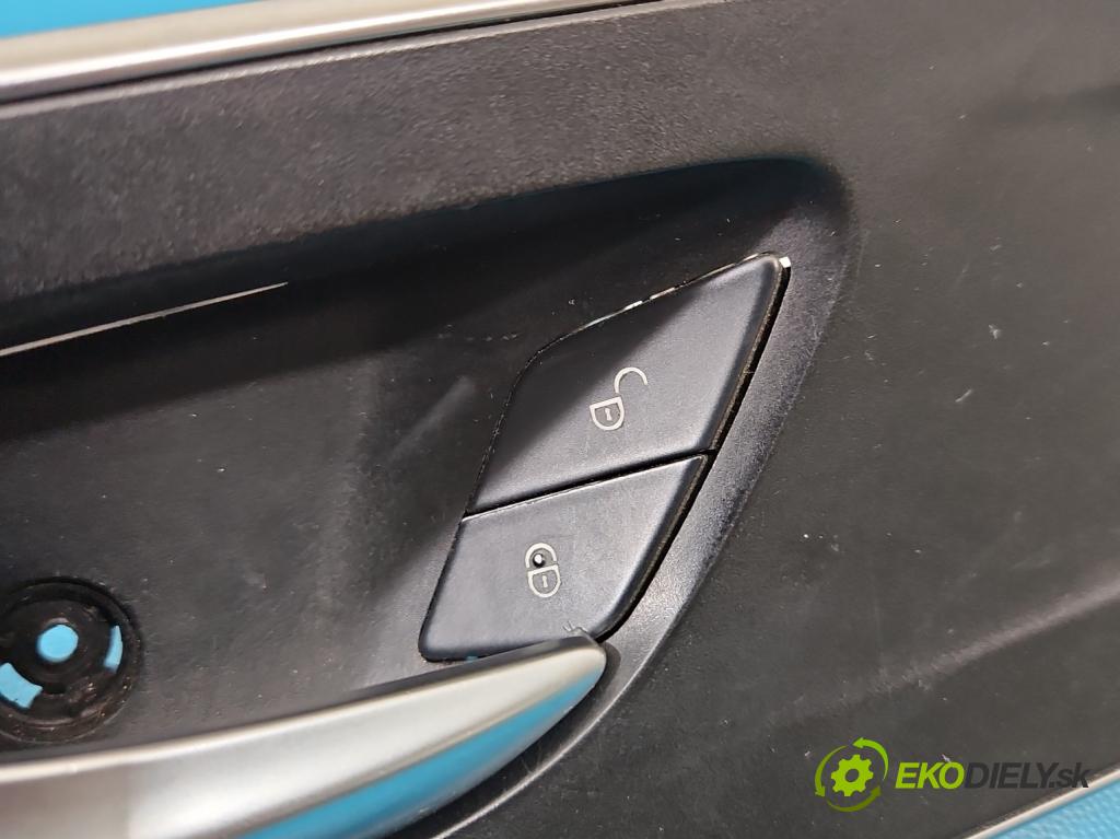 Mercedes Vito W447 2014- 1.75 cdi 102 HP manual 75 kW 1750 cm3 5- rukoväť uvnitř: predné ľavé A4477276471
