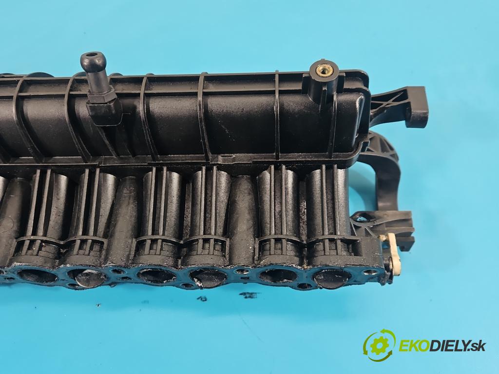 Hyundai I40 1.7 crdi 136 HP manual 100 kW 1685 cm3 5- zvod nasávací 106091 (Sacie potrubie)