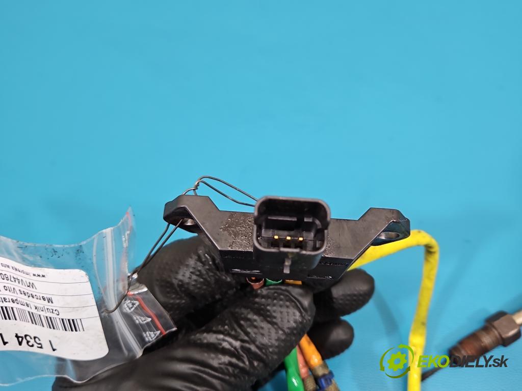 Mercedes Vito W447 2014- 1.75 cdi 102 HP manual 75 kW 1750 cm3 5- snímač teploty: výfukové 226588339R (Snímač)