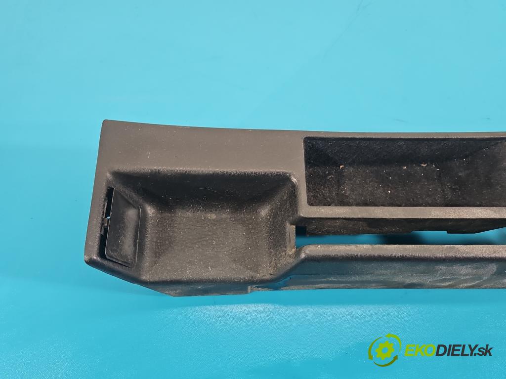 Audi 80 B4 1991-1994 1.9 tdi 90 HP manual 66 kW 1896 cm3 5- kryt plast 893863300A
