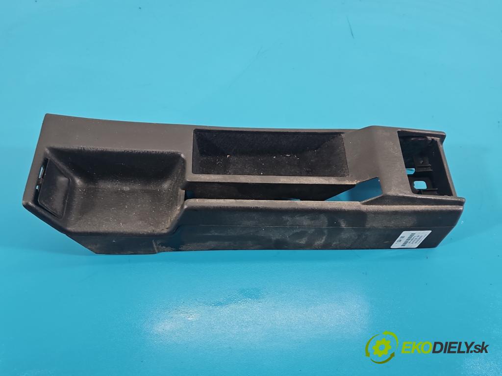 Audi 80 B4 1991-1994 1.9 tdi 90 HP manual 66 kW 1896 cm3 5- kryt plast 893863300A