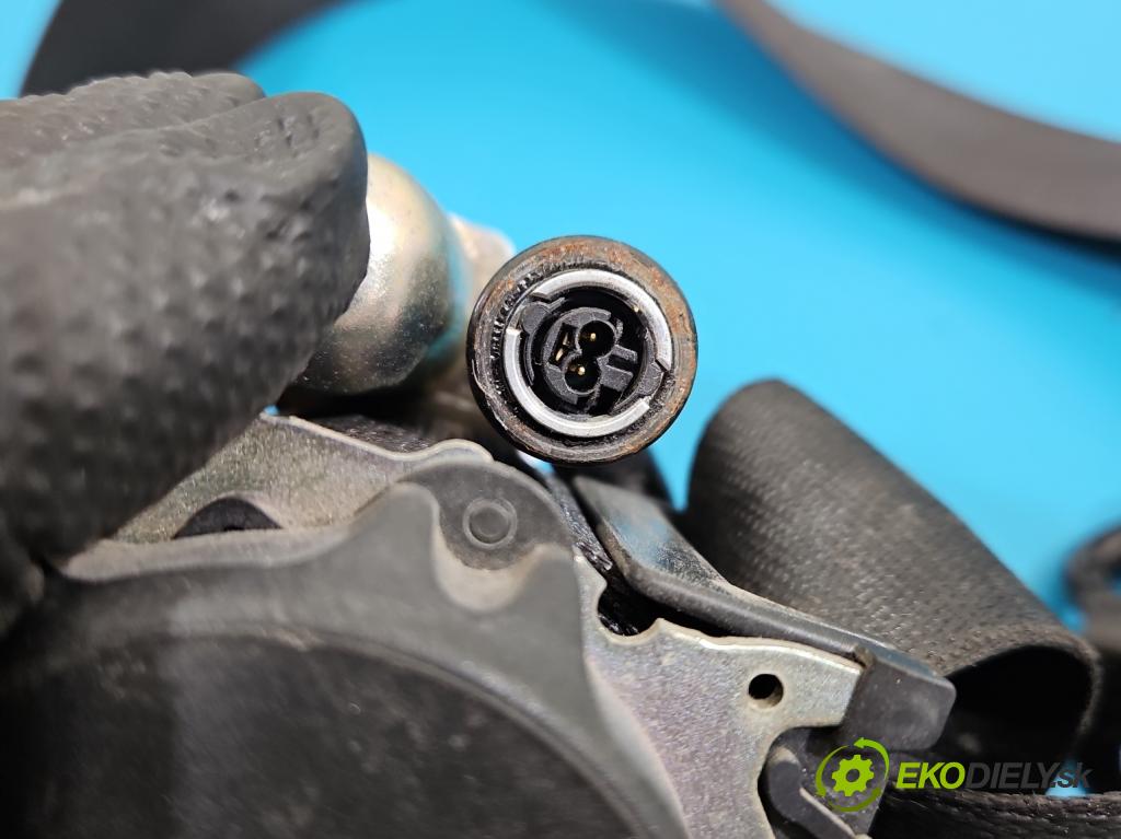 Mercedes Vito W447 2014- 1.75 cdi 102 hp manual 75 kW 1750 cm3 5- stěna bezpečnost přední levý 629520200C