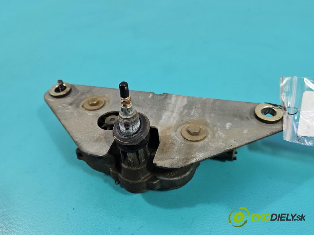 Audi 80 B4 1991-1994 1.9 tdi 90 HP manual 66 kW 1896 cm3 5- motor stieračov zadné 8A9955713