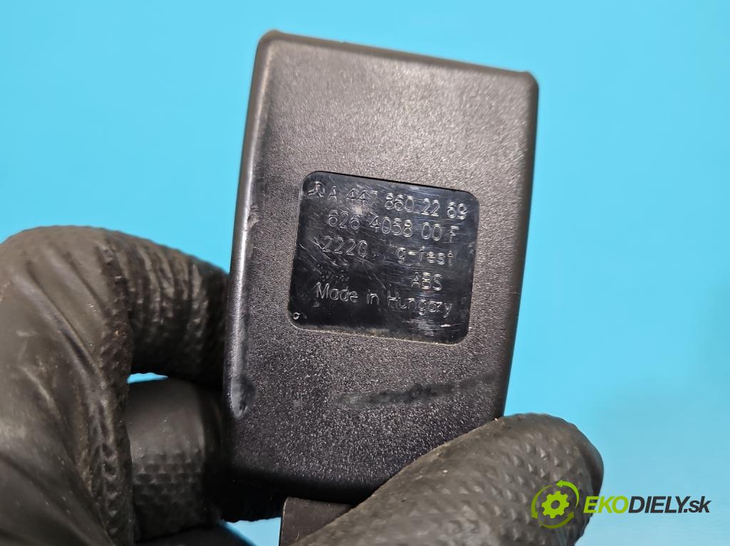 Mercedes Vito W447 2014- 1.75 cdi 102 hp manual 75 kW 1750 cm3 5- stěna bezpečnost přední levý A4478602269