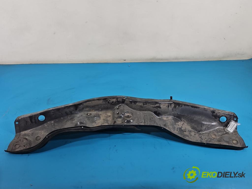 Mercedes Vito W447 2014- 1.75 cdi 102 HP manual 75 kW 1750 cm3 5- torpédo A4476207101 (Torpédo (plast pod čelným sklom))