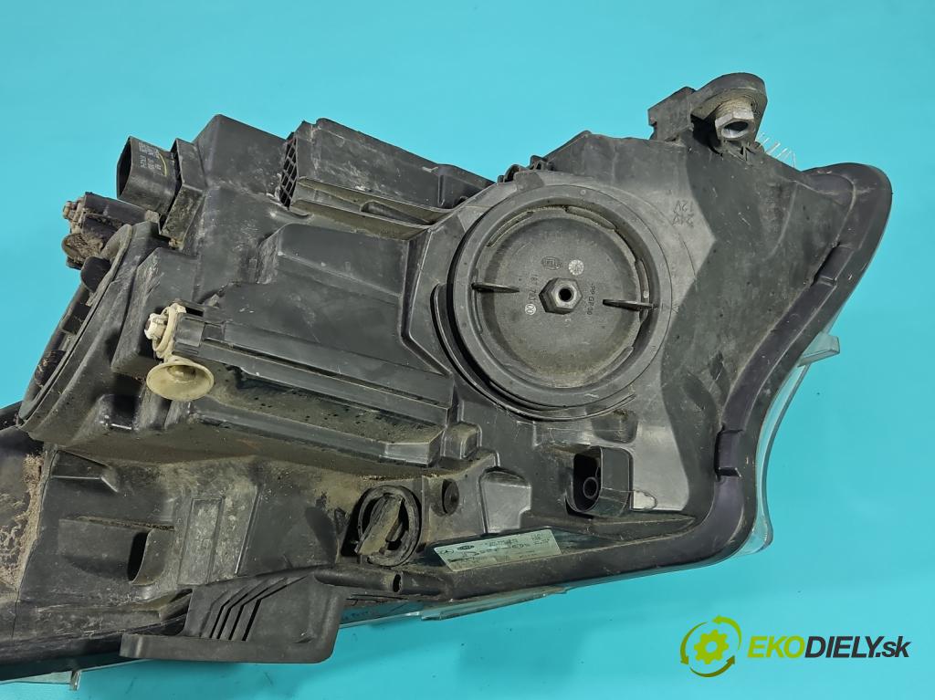 Mercedes Vito W447 2014- 1.75 cdi 102 HP manual 75 kW 1750 cm3 5- Reflektor: pravý A4479067800 (Svetlo predné pravé)