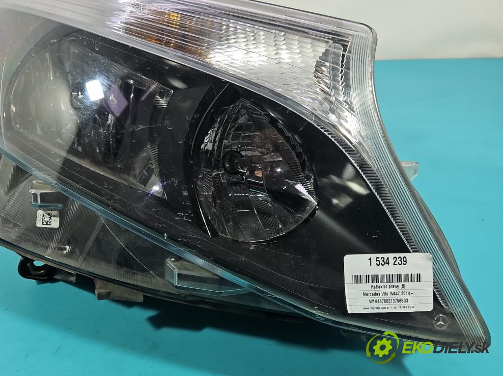 Mercedes Vito W447 2014- 1.75 cdi 102 HP manual 75 kW 1750 cm3 5- Reflektor: pravý A4479067800 (Svetlo predné pravé)