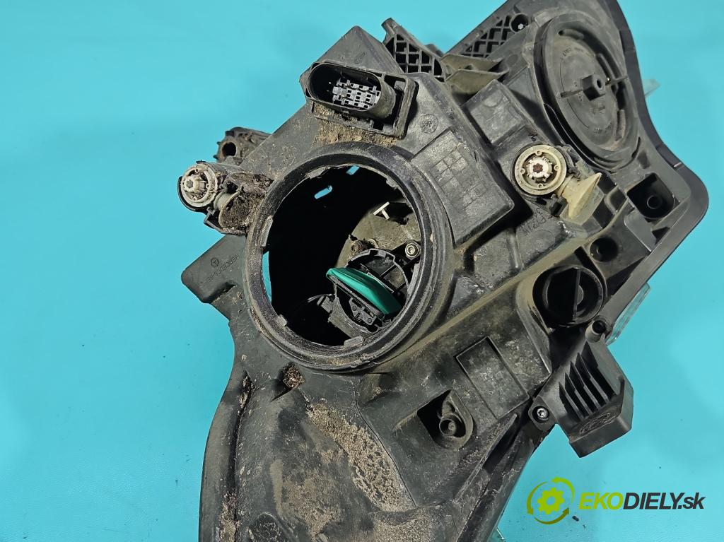 Mercedes Vito W447 2014- 1.75 cdi 102 HP manual 75 kW 1750 cm3 5- Reflektor: pravý A4479067800 (Svetlo predné pravé)