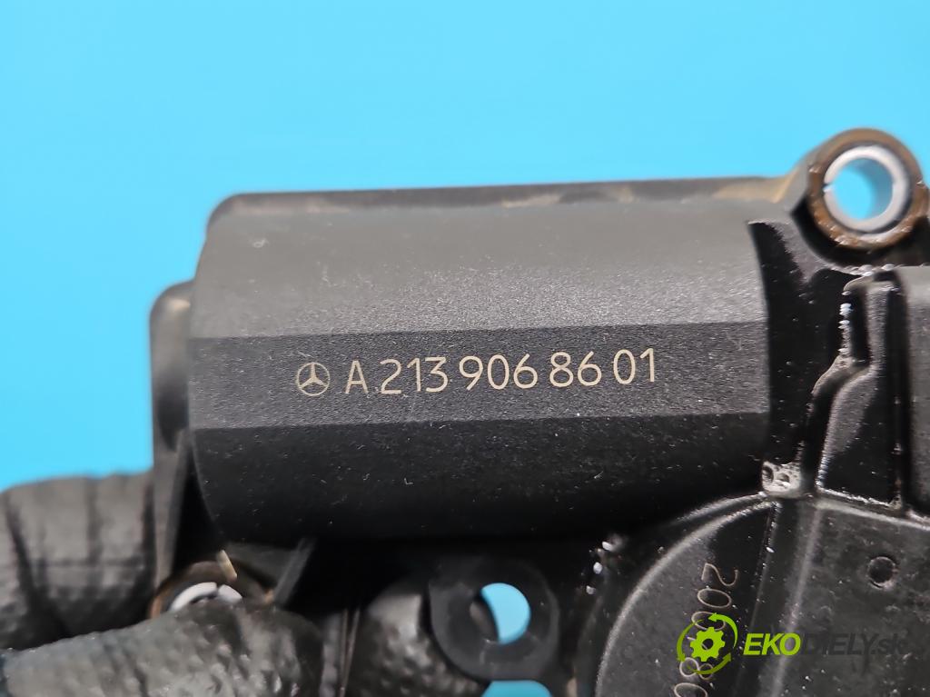 Mercedes Vito W447 2014- 1.75 cdi 102 HP manual 75 kW 1750 cm3 5- klapka A2139068601 (Škrtiaca klapka)