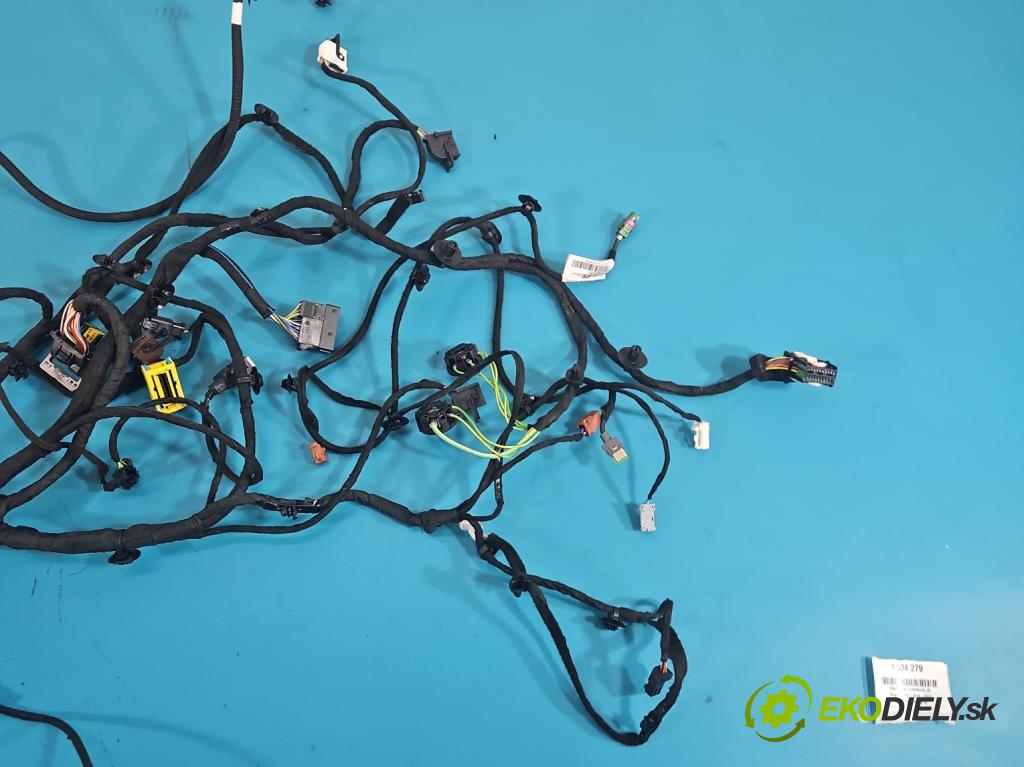 Peugeot 3008 II 2016-2023 1.6 T 300 hp automatic 221 kW 1598 cm3 5- Balíček: desky: přístrojová deska: 9820651780