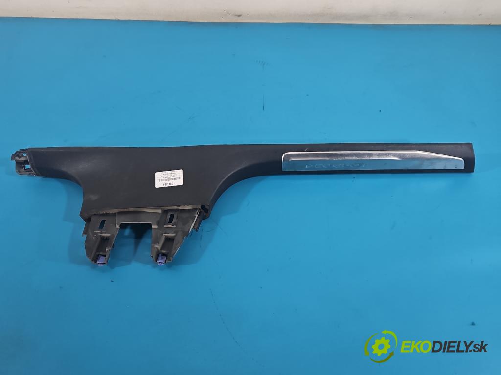 Peugeot 3008 II 2016-2023 1.6 T 300 HP automatic 221 kW 1598 cm3 5- kryt plast 9811045877
