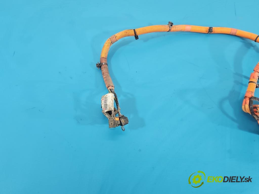 Peugeot 3008 II 2016-2023 1.6 T 300 hp automatic 221 kW 1598 cm3 5- Balíček: 9835378280