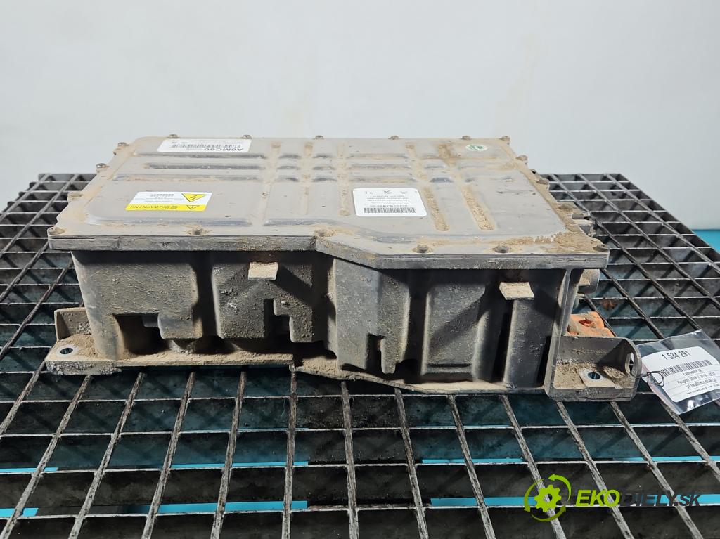 Peugeot 3008 II 2016-2023 1.6 T 300 hp automatic 221 kW 1598 cm3 5- Nabíječka 9848353980-00