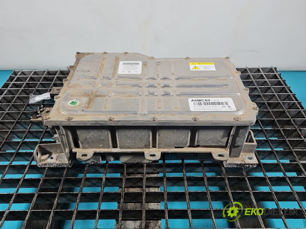 Peugeot 3008 II 2016-2023 1.6 T 300 hp automatic 221 kW 1598 cm3 5- Nabíječka 9848353980-00