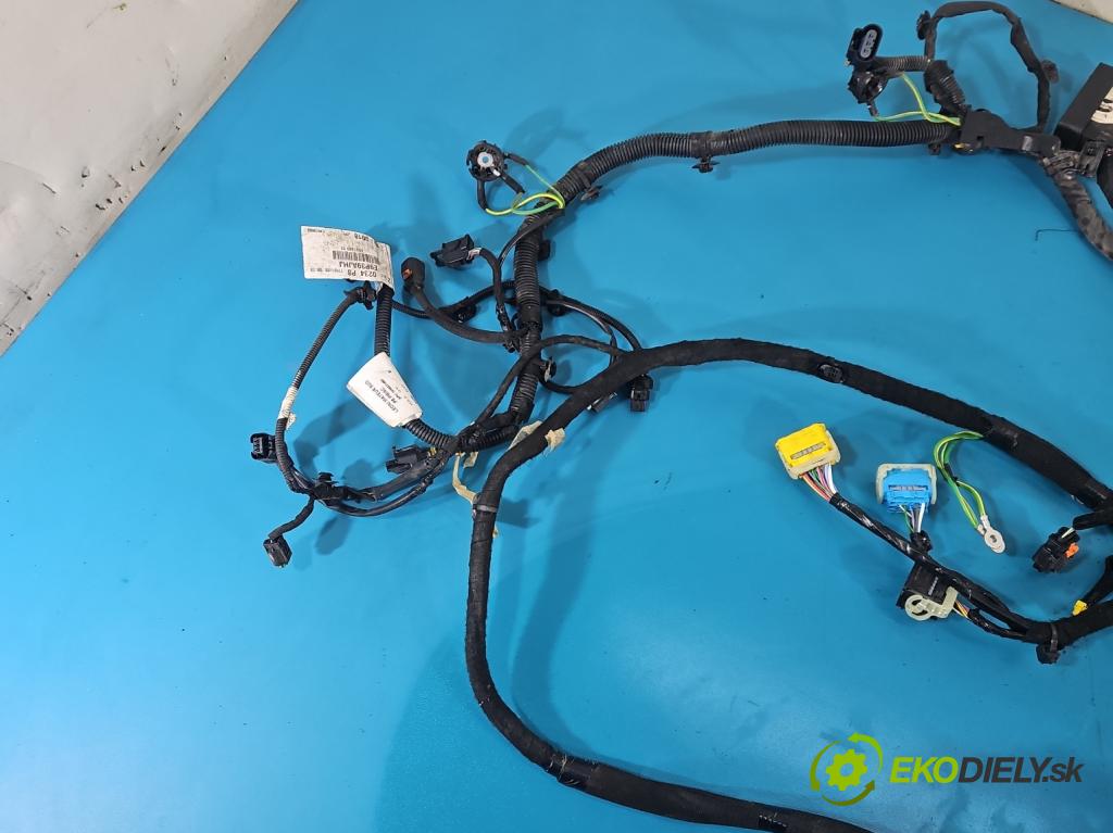 Peugeot 3008 II 2016-2023 1.6 T 300 hp automatic 221 kW 1598 cm3 5- Balíček: 9829108780