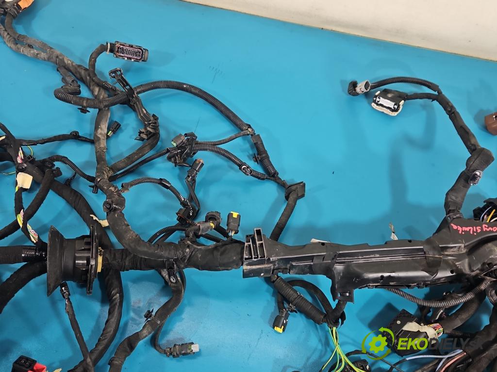 Peugeot 3008 II 2016-2023 1.6 T 300 hp automatic 221 kW 1598 cm3 5- Balíček: 9829108780