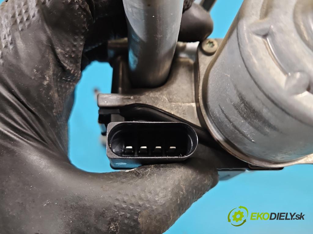 Peugeot 3008 II 2016-2023 1.6 T 300 HP automatic 221 kW 1598 cm3 5- mechanizmus stieračov 9824762480