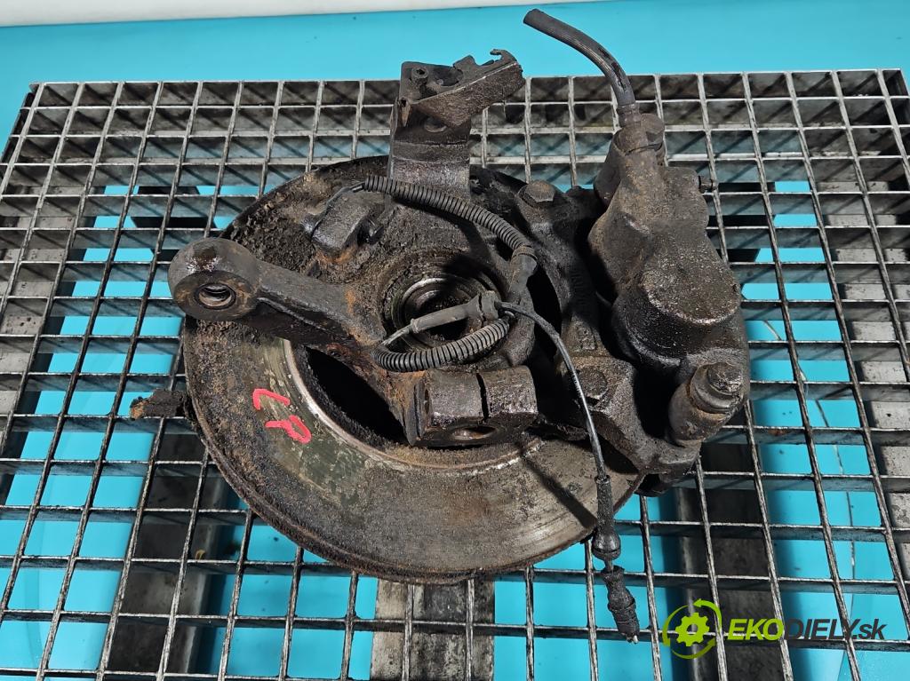 Renault Master II 1998-2010 2.5 dci 99 HP manual 73 kW 2463 cm3 5- náboj ľavé  (Náboj kolesa)