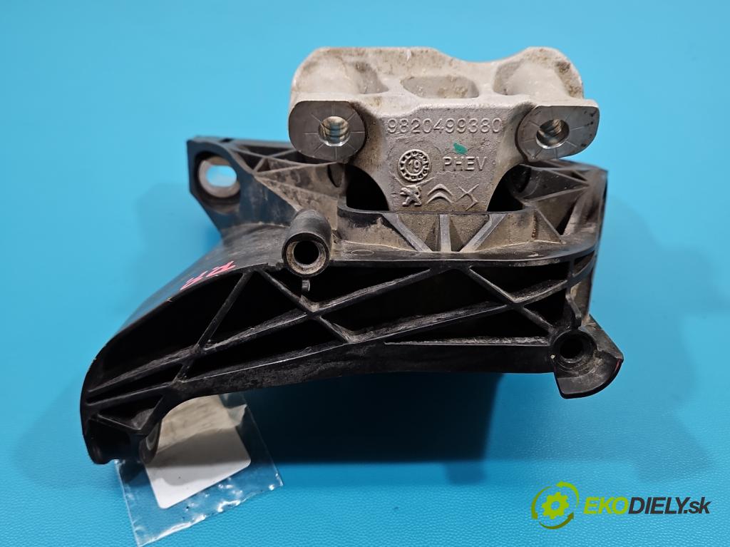 Peugeot 3008 II 2016-2023 1.6 T 300 hp automatic 221 kW 1598 cm3 5- Polštář: motoru 9820499380 (Držák motoru)