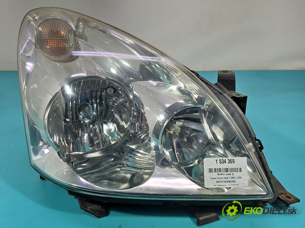 Toyota Corolla Verso II 2004-2009 2.0 D4D 116 HP manual 85 kW 1995 cm3 5- Reflektor: pravý  (Svetlo predné pravé)