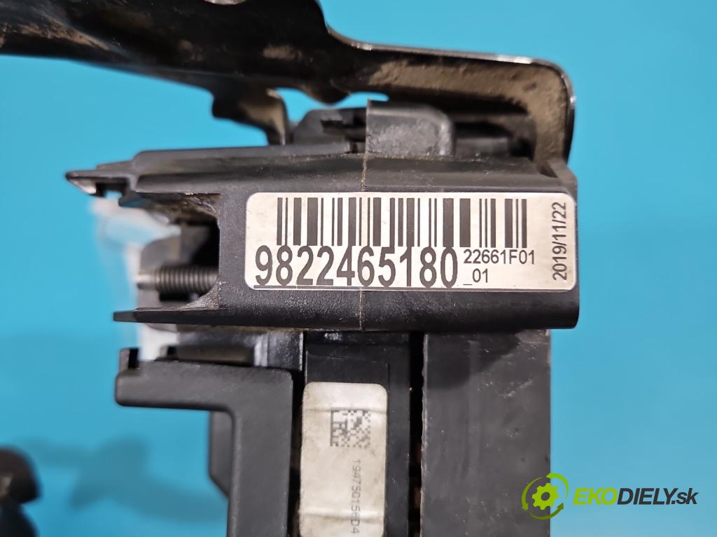 Peugeot 3008 II 2016-2023 1.6 T 300 hp automatic 221 kW 1598 cm3 5- řídící jednotka 9822465180